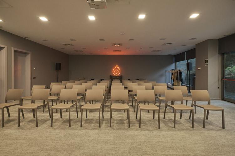 andorra-park-hotel-1lieu1salle-meeting.jpg