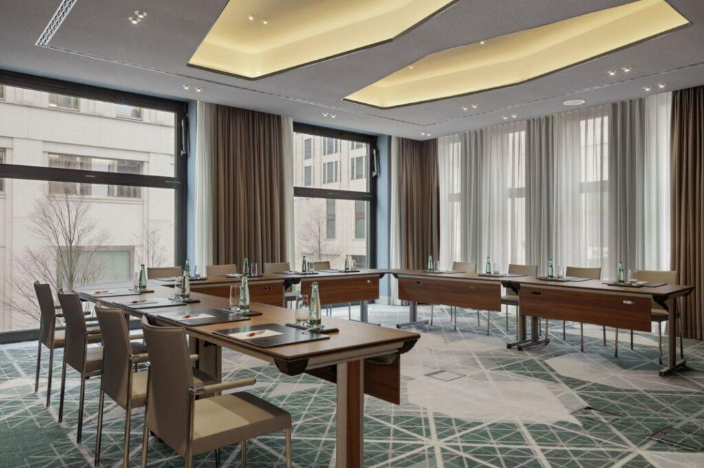 berlin-marriott-hotel-1lieu1salle-meeting.jpg