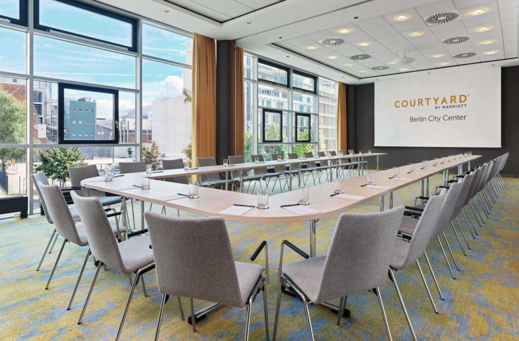 courtyard-berlin-city-center-1lieu1salle-meetings.jpg