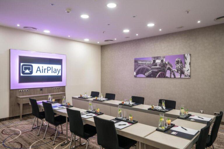 crowne-plaza-berlin-city-1lieu1salle-meeting.jpg