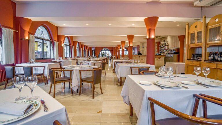 roc-blanc-hotel-andorre-1lieu1salle-evenements.jpg