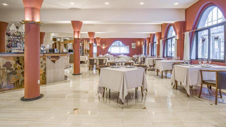 roc-blanc-hotel-andorre-1lieu1salle-meetings.jpg