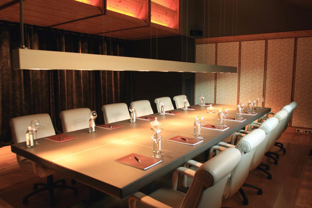 sport-hotel-hermitage-1lieu1salle-conferences.jpg