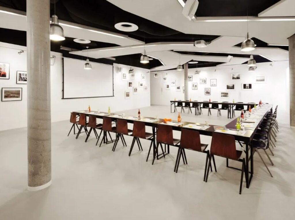 25hours-hambourg-hafencity-1lieu1salle-meetings.jpg