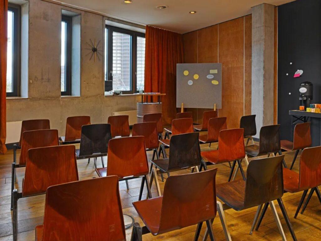25hours-hambourg-hafencity-1lieu1salle-reunion.jpg