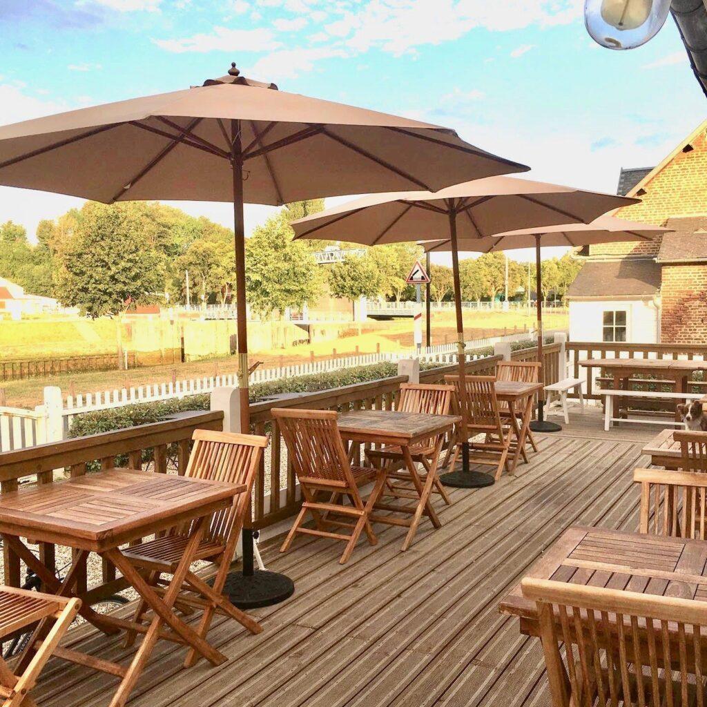 Terrasse-exterieure-sud-1.jpg