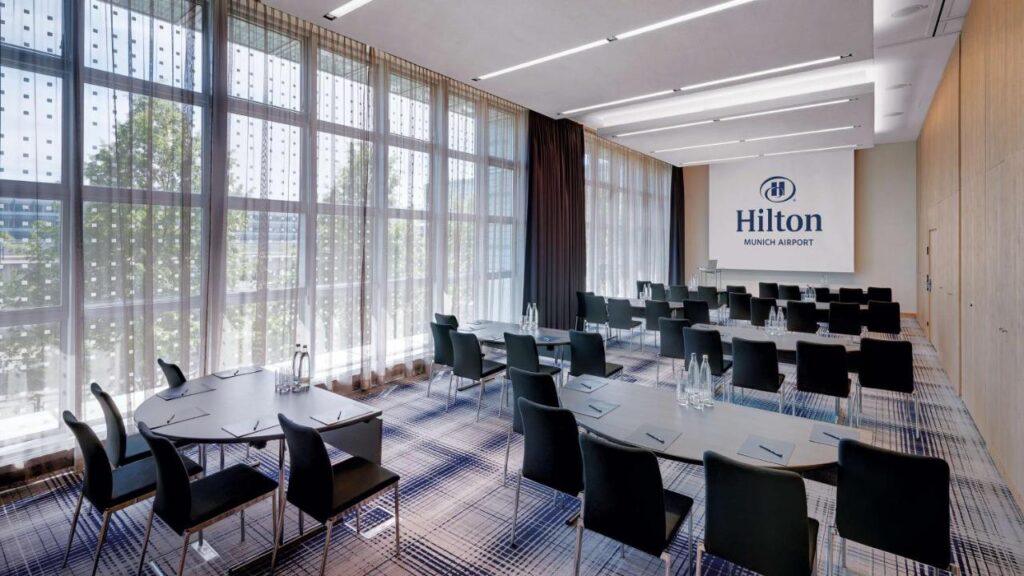 hilton-munich-airport-1lieu1salle-congres.jpg