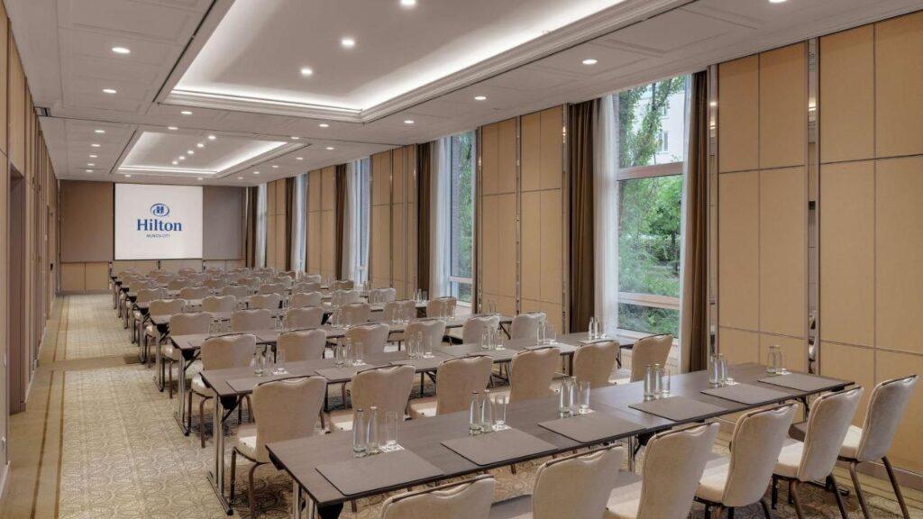 hilton-munich-city-1lieu1salle-meetings.jpg