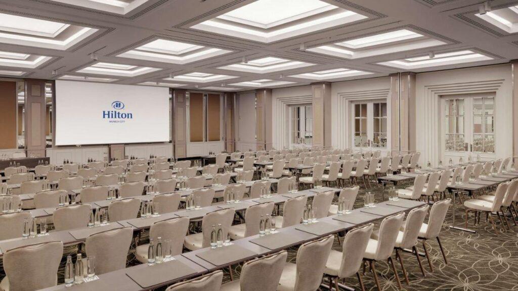 hilton-munich-city-1lieu1salle-reunion.jpg