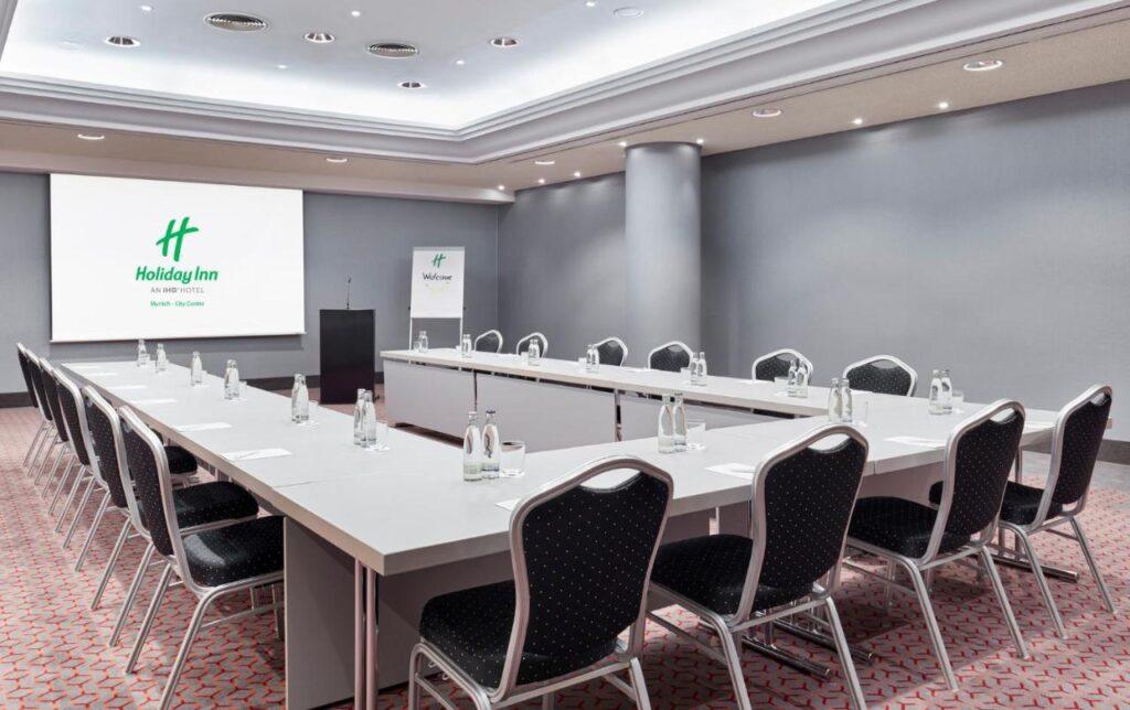 holiday-inn-munich-centre-1lieu1salle-meetings.jpg