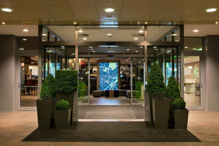 holiday-inn-munich-centre-1lieu1salle-reunion.jpg