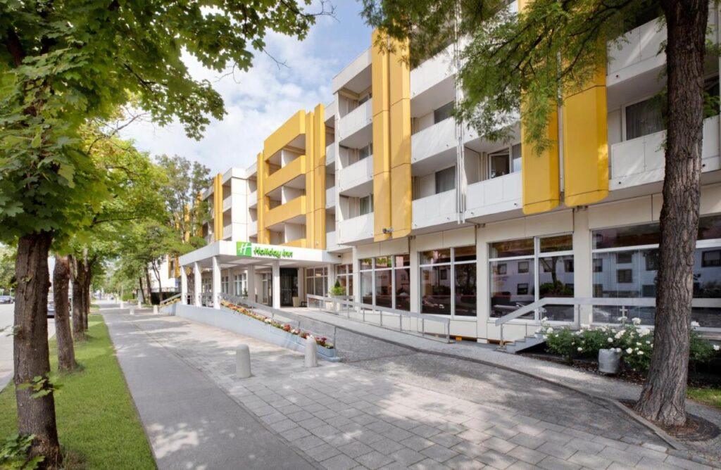 holiday-inn-munich-south-1lieu1salle-event.jpg