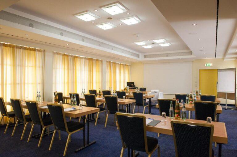 holiday-inn-munich-south-1lieu1salle-events.jpg