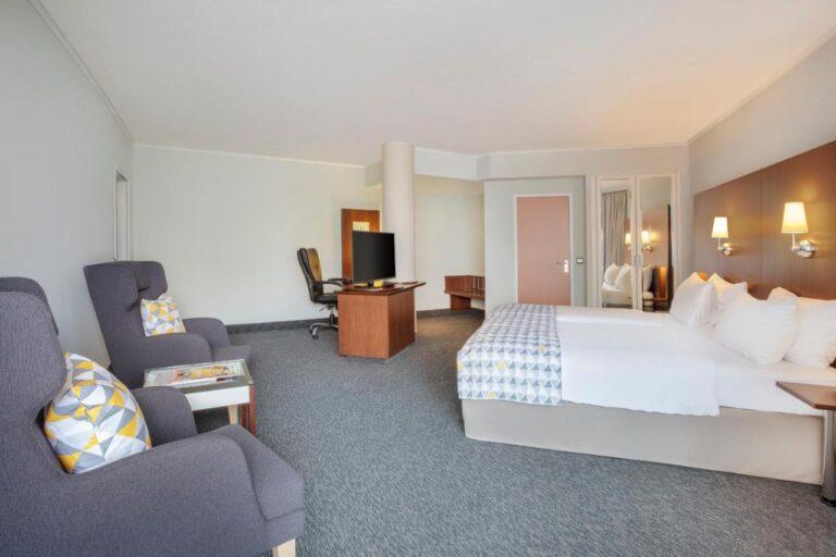 holiday-inn-munich-south-1lieu1salle-meeting.jpg