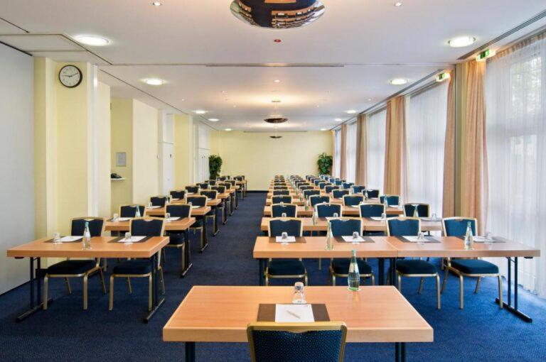 holiday-inn-munich-south-1lieu1salle-seminaires.jpg