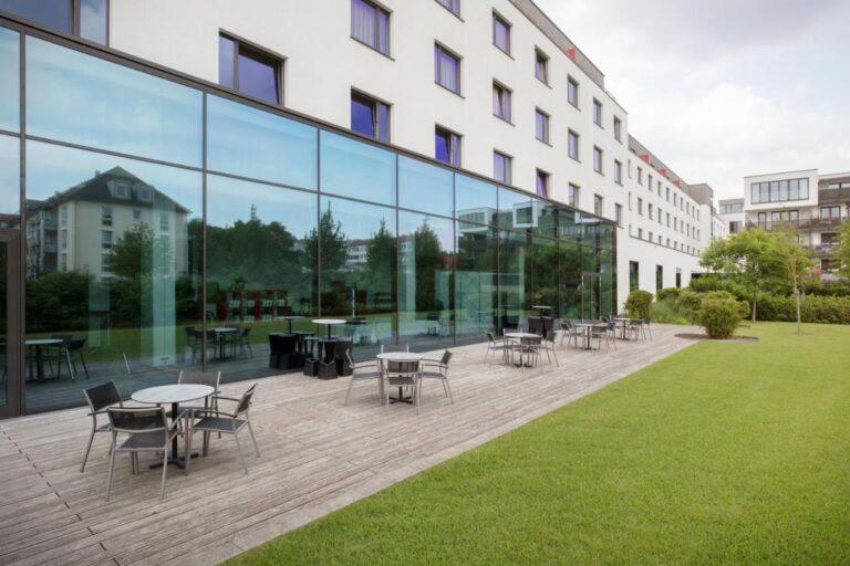 holiday-inn-munich-westpark-1lieu1salle-meeting.jpg