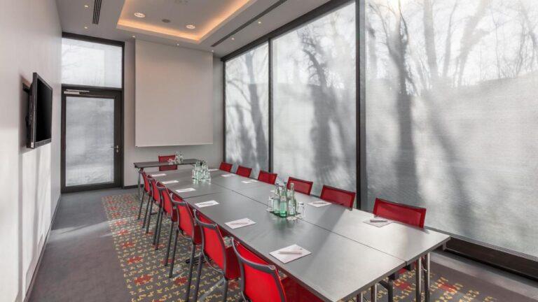 holiday-inn-munich-westpark-1lieu1salle-seminaire.jpg