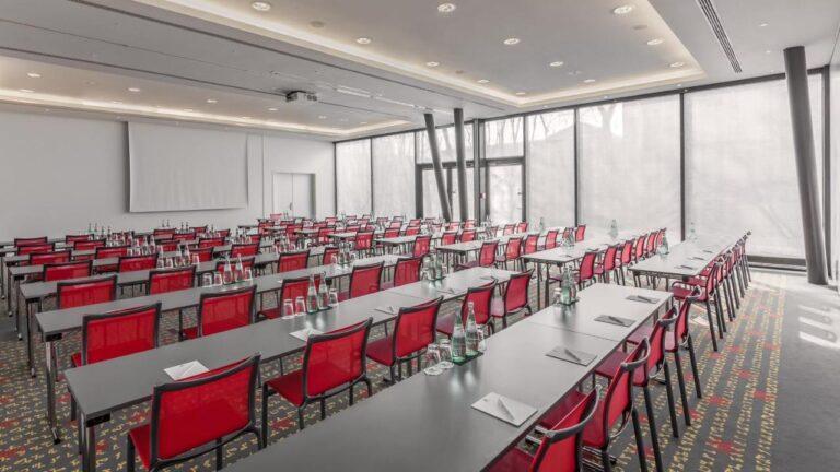 holiday-inn-munich-westpark-1lieu1salle-seminaires.jpg