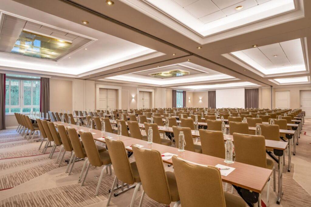 munich-marriott-1lieu1salle-congres.jpg