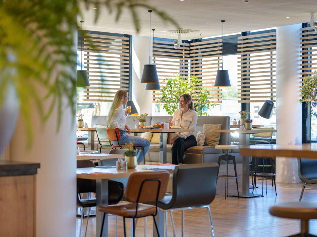 novotel-aeroport-munich-1lieu1salle-evenement.jpg