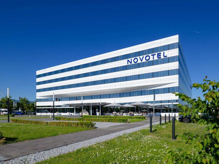 novotel-aeroport-munich-1lieu1salle-event.jpg