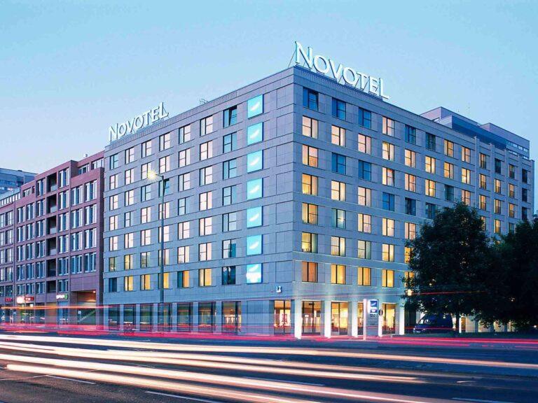 novotel-berlin-mitte-1lieu1salle-event.jpg