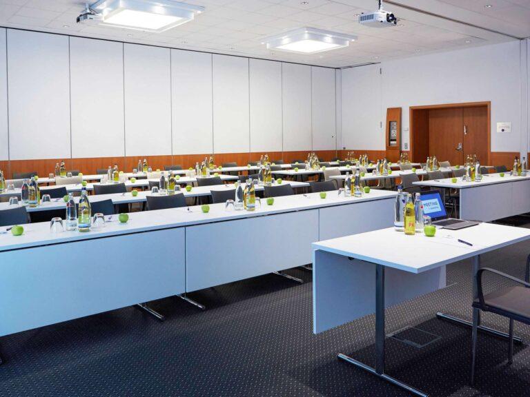 novotel-munich-centre-ville-1lieu1salle-meeting.jpg