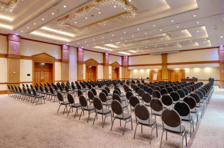 park-inn-berlin-alexanderplatz-1lieu1salle-seminaire.jpg