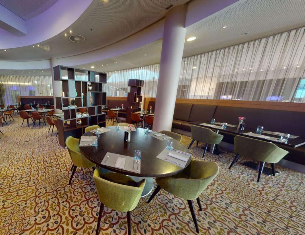 radisson-blu-hambourg-airport-1lieu1salle-seminaires.jpg