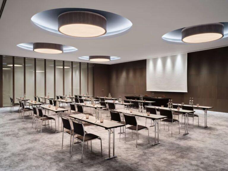 radisson-collection-berlin-1lieu1salle-reunions.jpg