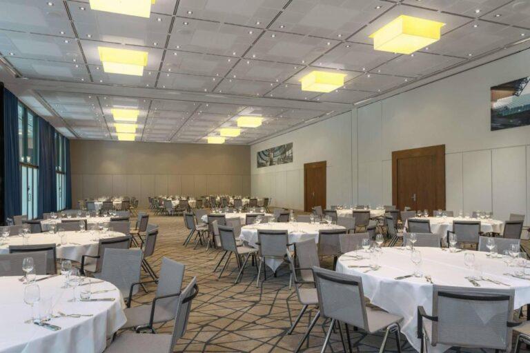 sheraton-berlin-esplanade-1lieu1salle-meeting.jpg