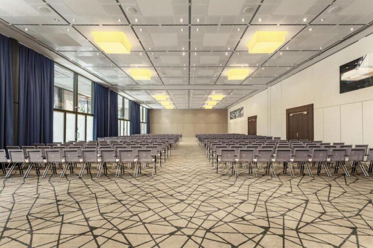 sheraton-berlin-esplanade-1lieu1salle-meetings.jpg