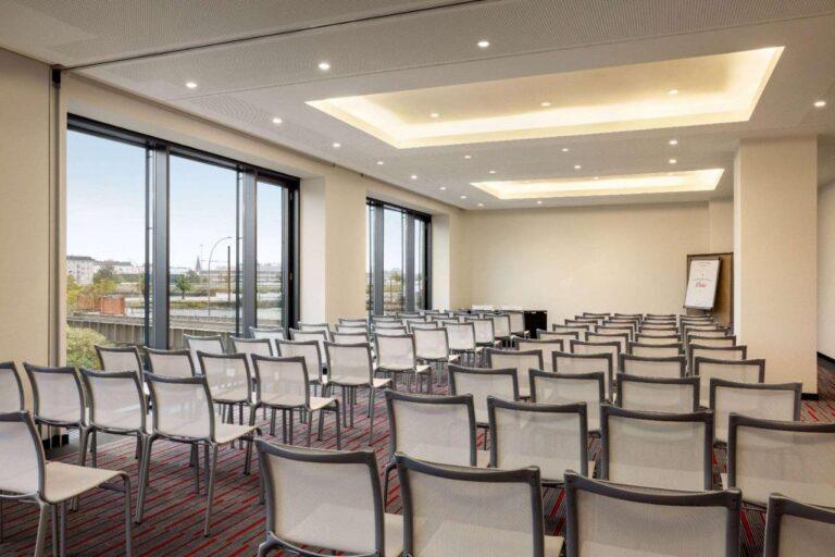 vienna-house-andel-berlin-1lieu1salle-reunion.jpg