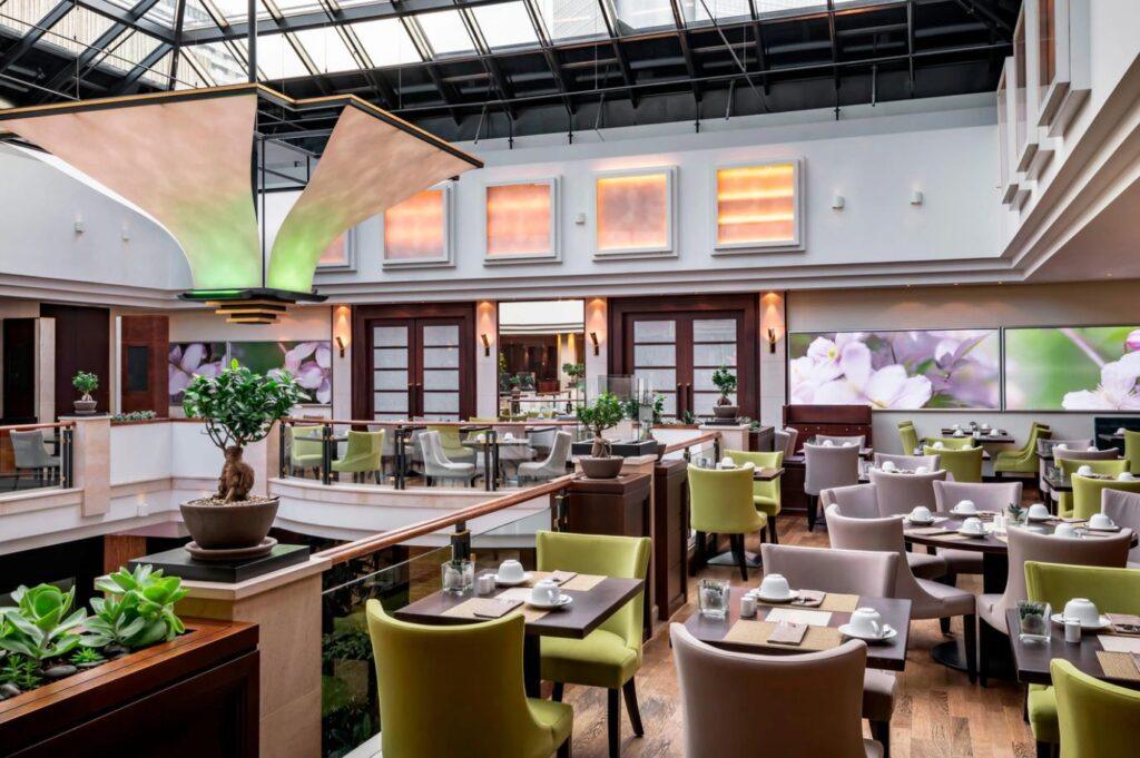 westin-grand-munich-1lieu1salle-meetings.jpg