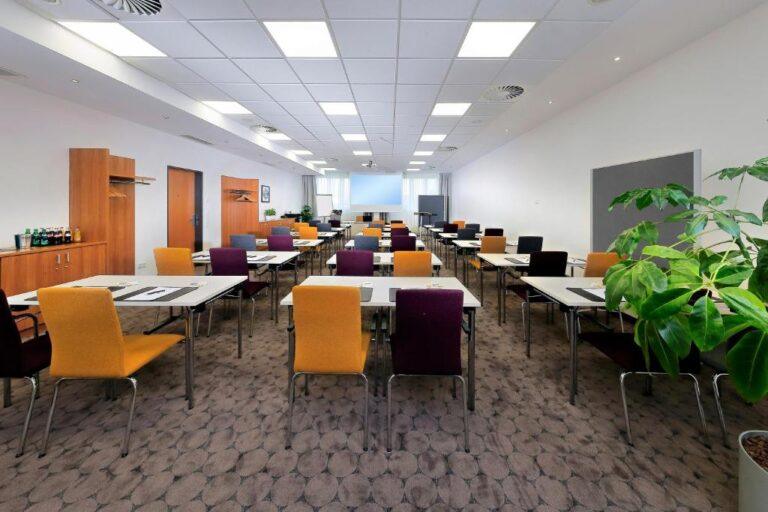 bw-ib-friedberger-warte-1lieu1salle-meetings.jpg