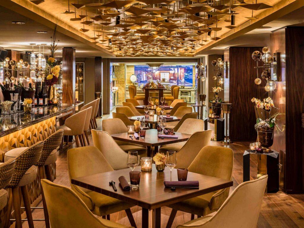 https://www.accorhotels.com/A595