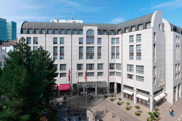 hambourg-marriott-1lieu1salle-event.jpg