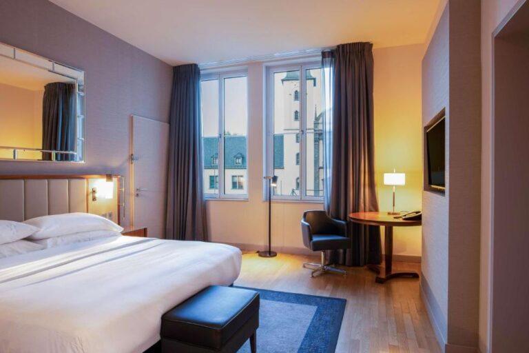 hilton-cologne-1lieu1salle-evenements.jpg