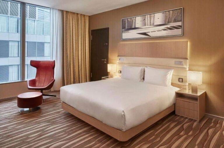 hilton-francfort-airport-1lieu1salle-events.jpg