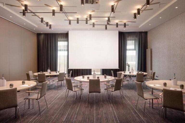 holiday-inn-hambourg-nord-1lieu1salle-reunion.jpg