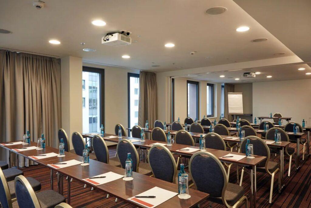hyperion-hambourg-1lieu1salle-seminaires.jpg
