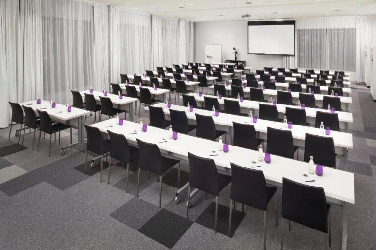 innside-francfort-ostend-1lieu1salle-reunion.jpg