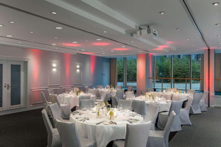 nh-koln-mediapark-1lieu1salle-seminaire.jpg