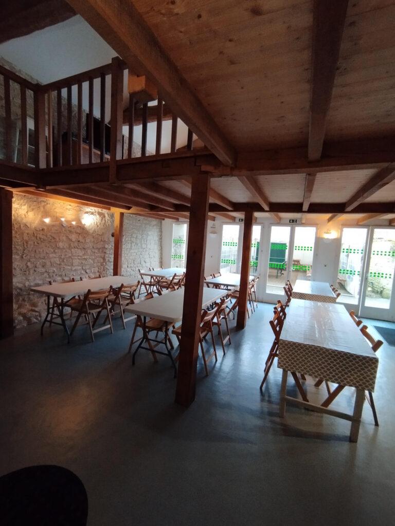 photo-repas-seminaire-25-personnes-scaled-1.jpg