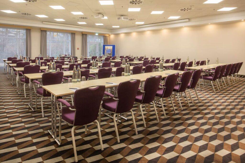 radisson-blu-dortmund-1lieu1salle-meeting.jpg