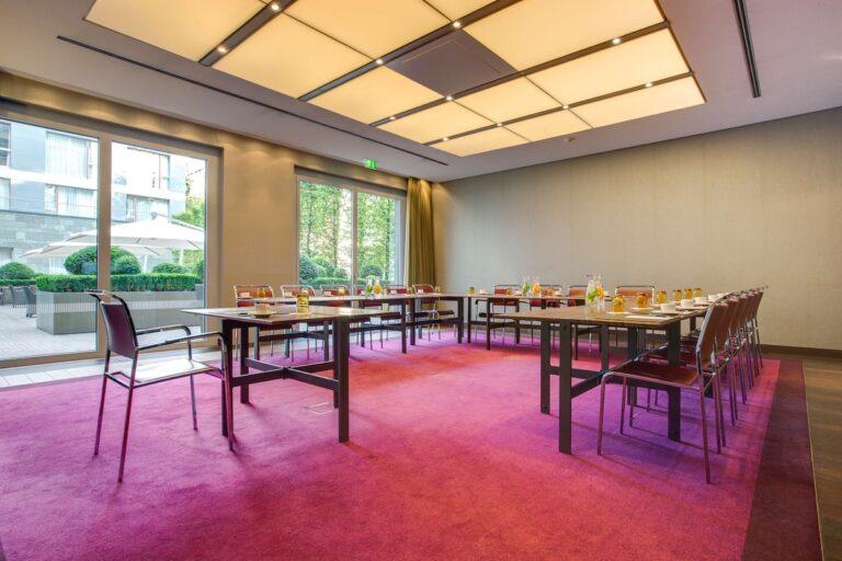 radisson-media-harbour-dusseldorf-1lieu1salle-meetings.jpg