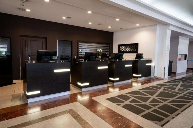 radisson-scandinavia-dusseldorf-1lieu1salle-evenements.jpg