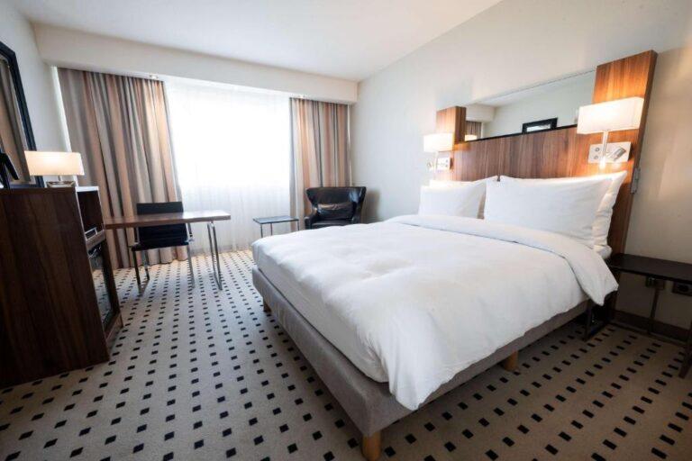 radisson-scandinavia-dusseldorf-1lieu1salle-events.jpg