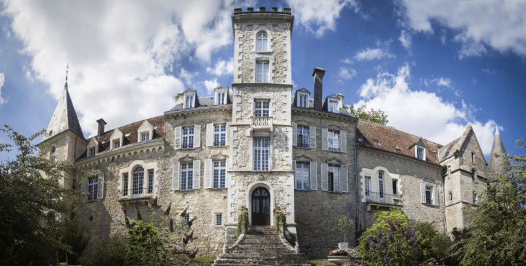 ARRIERE-DU-CHATEAU.png