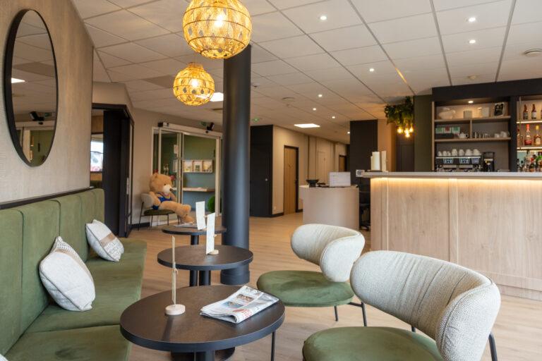 BritHotel-Bar-4.jpg